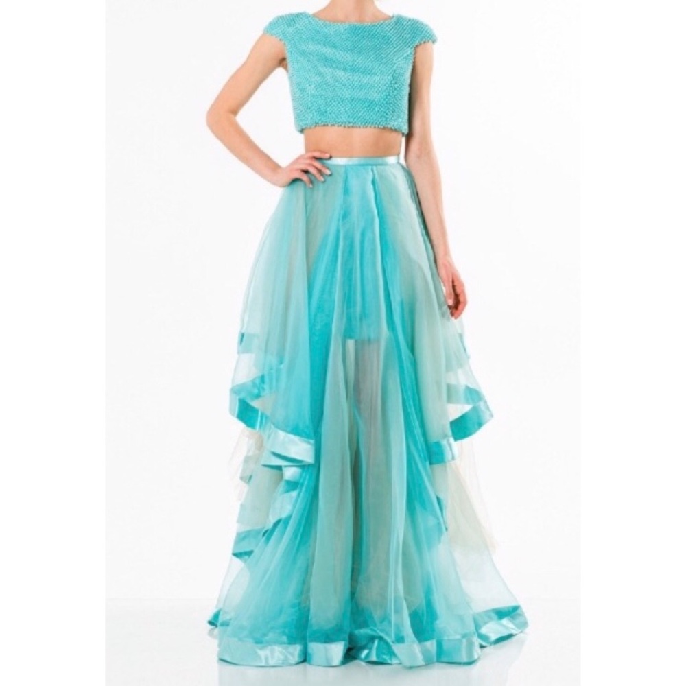 Terani Couture 2 piece prom dress
